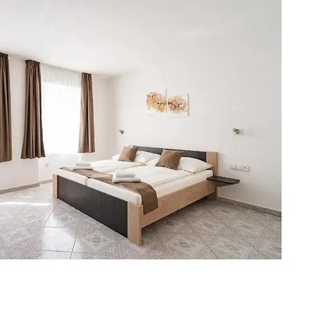 Guest house Kardinal